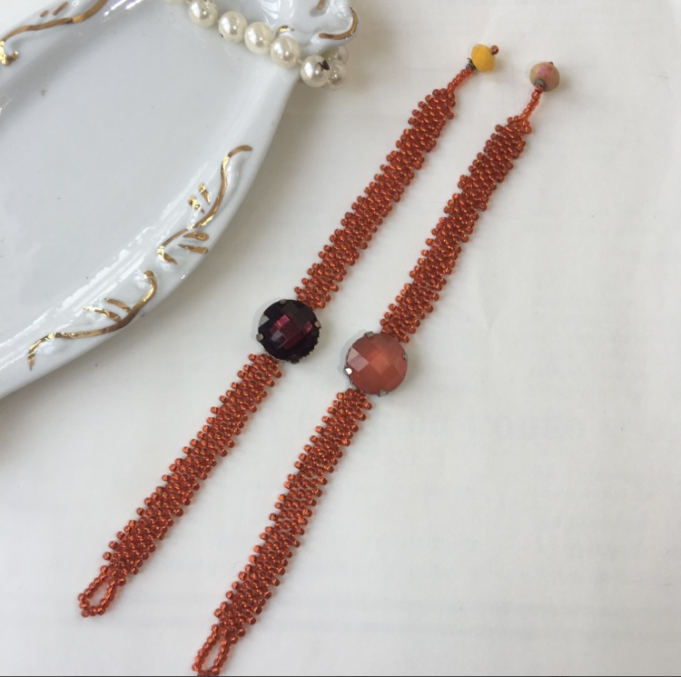 Pulseras artesanales de acero inoxidable Salem Bisutería