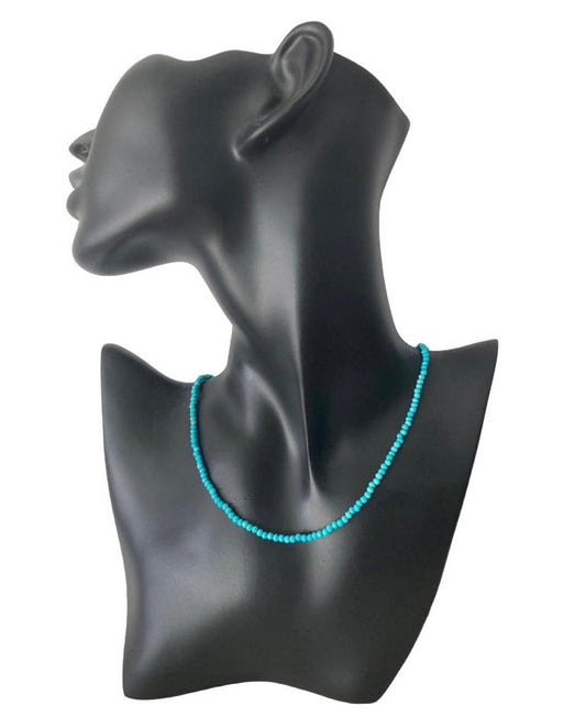 Collar de cuentas de turquesa con cierre de acero inoxidable
