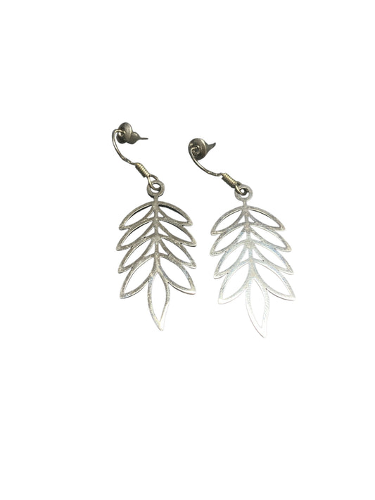 Pendientes con colgante de hoja en acero inoxidable y gancho de plata de ley 925 Salem Bisutería