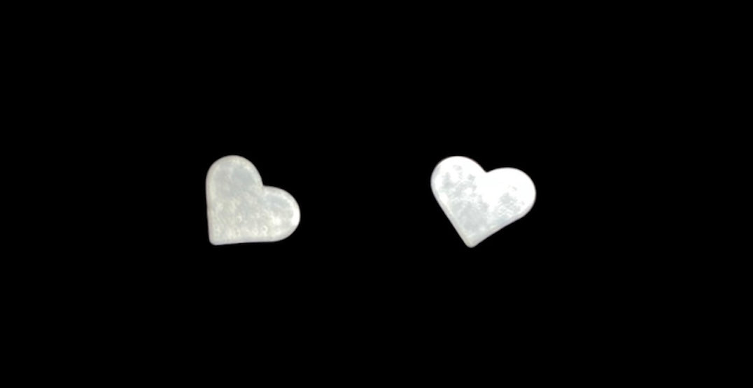 Mini pendientes de acero inoxidable con cierre de rosca corazón