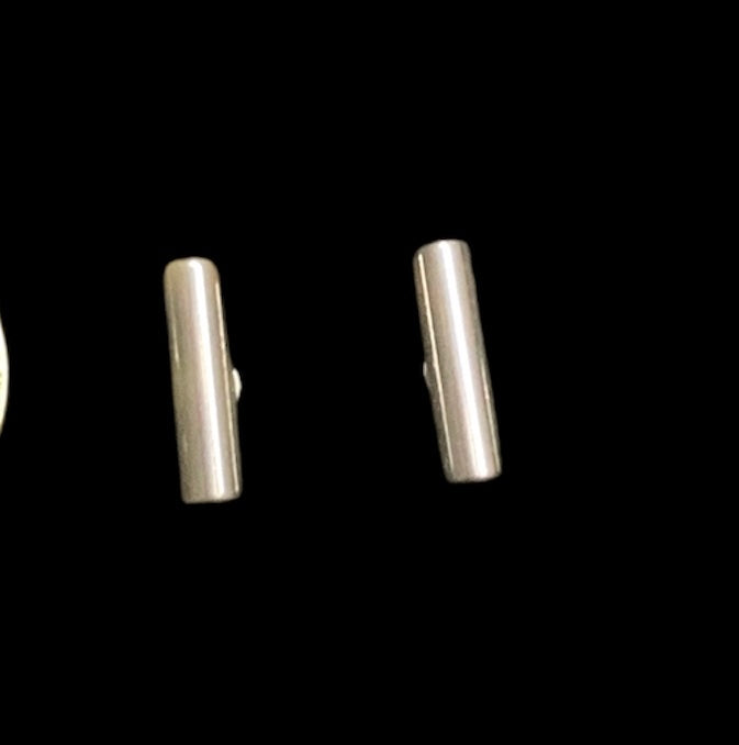 Mini pendientes de acero inoxidable con cierre de rosca paraleláis