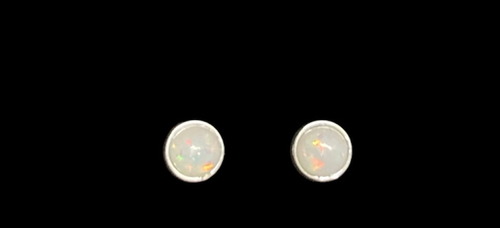 Mini pendientes de acero inoxidable con cierre de rosca perlas