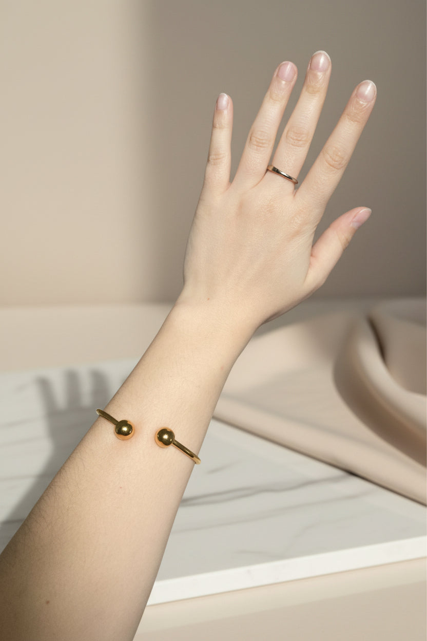 Pulsera Serena en acero inoxidable diseño delicado y artesanal Salem Bisutería