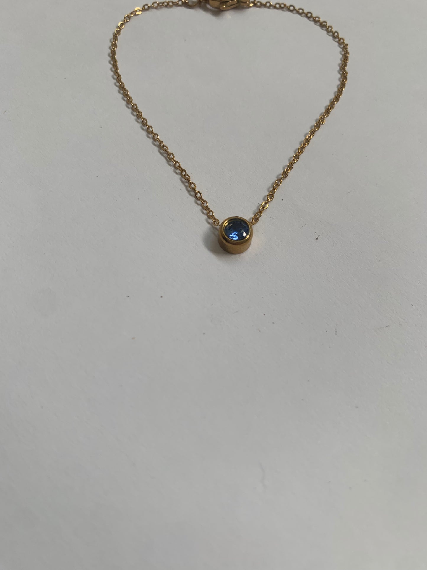 pulsera azul alejado